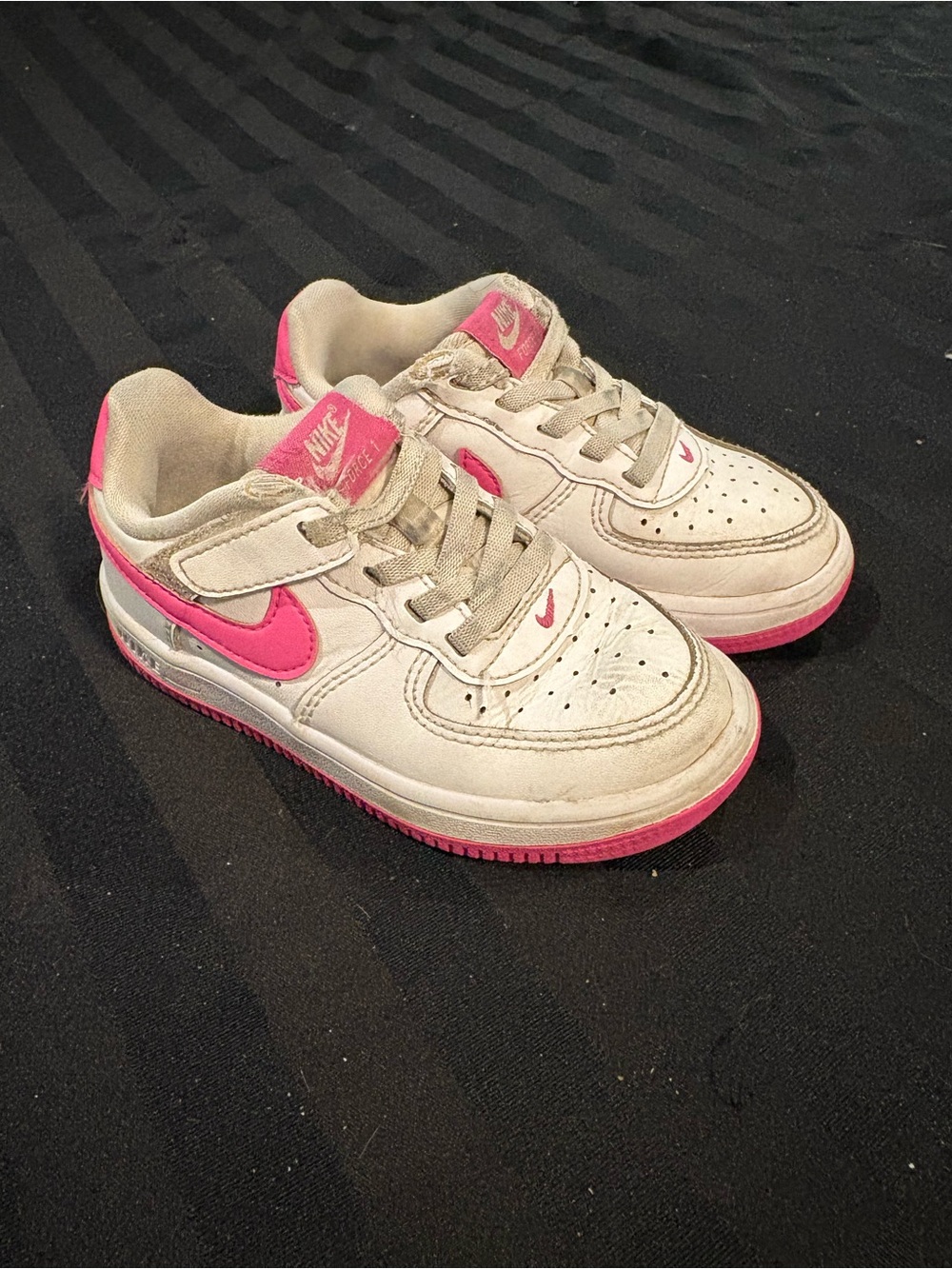Nike White & Pink Low-Top Kids Sneakers